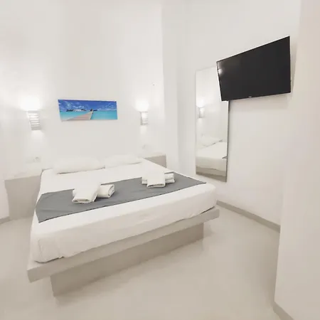 Nolis White Appartement *