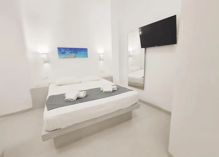 Nolis White Appartement *